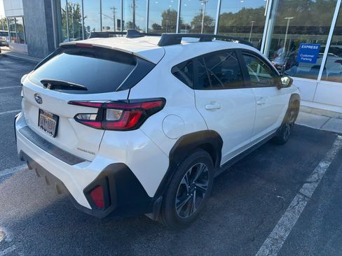 Used 2024 Subaru Crosstrek 2.0i Premium AWD/4WD image 2