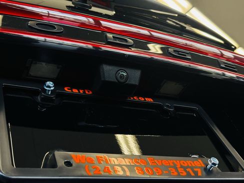 Used 2023 Dodge Durango R/T AWD/4WD image 9