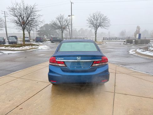 Used 2013 Honda Civic LX image 6