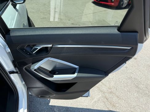 Used 2019 Audi Q3 2.0T Premium Plus w/ Premium Plus Package image 17