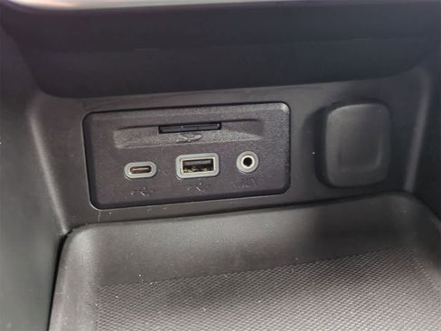 Used 2018 GMC Terrain Denali w/ Driver Alert Package II image 32