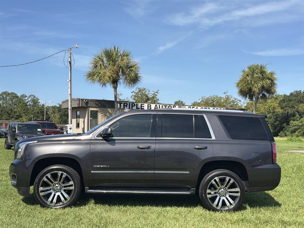 Used 2018 GMC Yukon Denali w/ Open Road Package RWD image 4