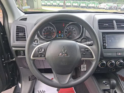 Used 2025 Mitsubishi Outlander Sport AWD image 15