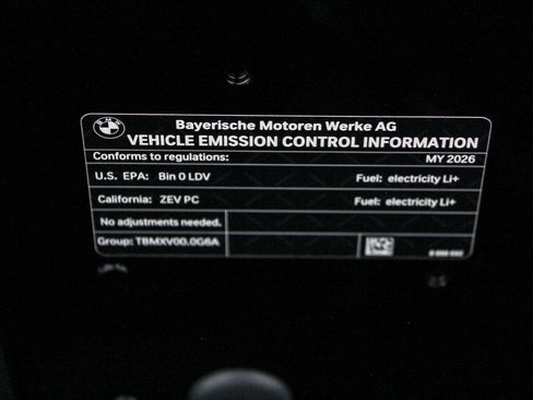 New 2026 BMW i5 eDrive40 w/ Convenience Package image 28