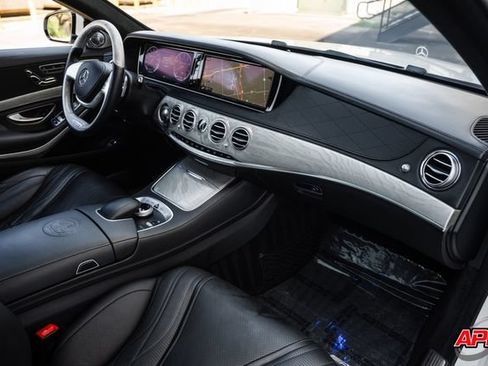 Used 2014 Mercedes-Benz S 63 AMG 4MATIC Sedan image 24