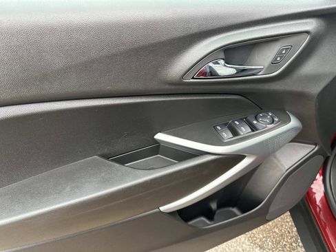 Certified 2024 Chevrolet Trax RS w/ Driver Confidence Package FWD image 14