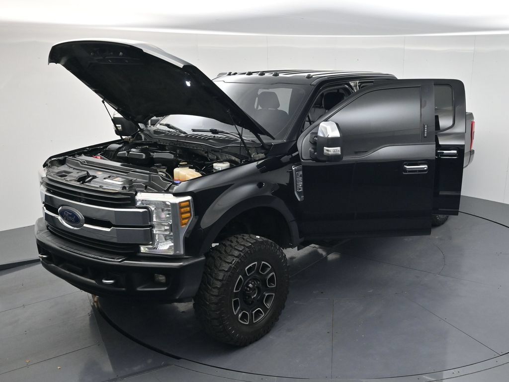 Used 2017 Ford F250 Lariat w/ Chrome Package AWD/4WD image 54