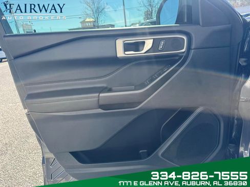 Used 2020 Ford Explorer XLT w/ Equipment Group 202A image 29