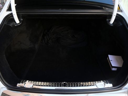 Certified 2018 Rolls-Royce Phantom Sedan image 30