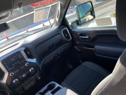 Certified 2022 GMC Sierra 2500 SLE w/ SLE Convenience Package image 24