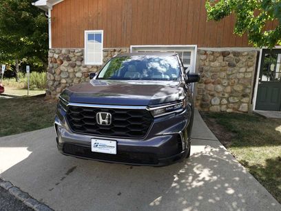 Certified 2023 Honda Pilot LX