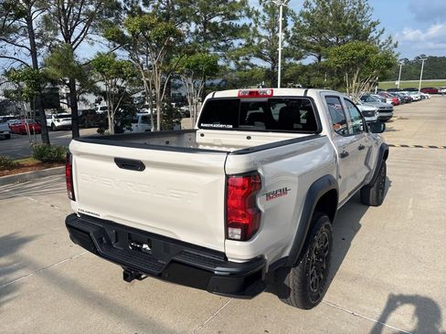 New 2026 Chevrolet Colorado Trail Boss AWD/4WD image 11