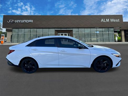 New 2026 Hyundai Elantra SEL Sport Premium FWD image 5