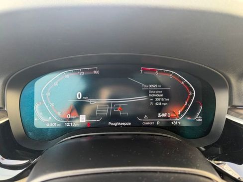 Used 2023 BMW 530i xDrive w/ Premium Package image 13