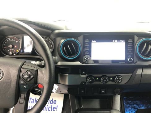 Used 2021 Toyota Tacoma SR RWD image 19