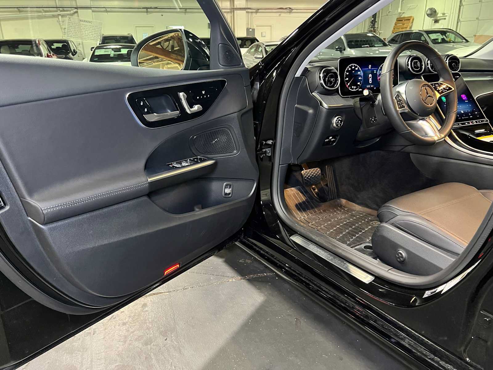 Used 2026 Mercedes-Benz C 300 4MATIC Sedan image 21