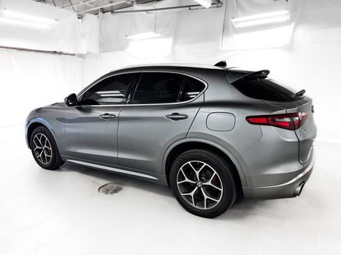 Used 2020 Alfa Romeo Stelvio Ti w/ Active Blind Spot Package AWD/4WD image 3