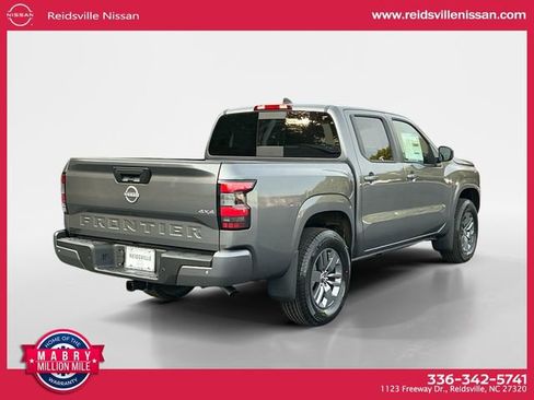 New 2026 Nissan Frontier SV image 6