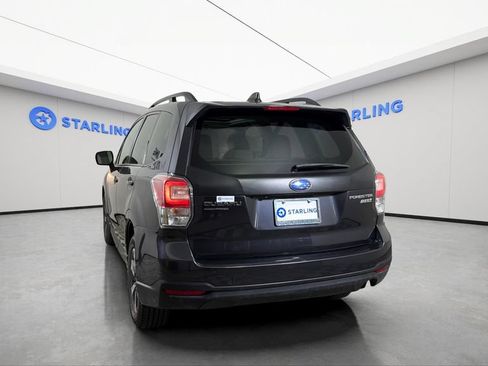 Used 2017 Subaru Forester 2.5i Premium w/ All-Weather Package AWD/4WD image 6