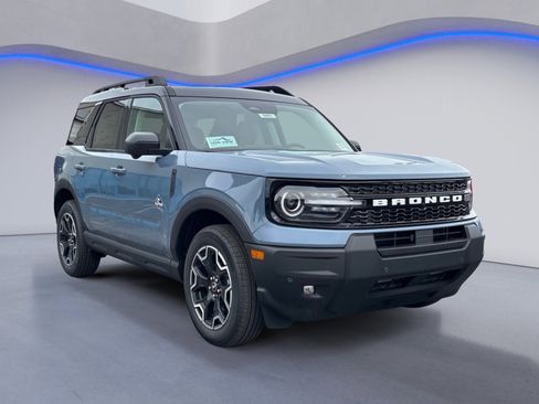New 2025 Ford Bronco Sport Outer Banks w/ Outer Banks Tech Package+ image 8