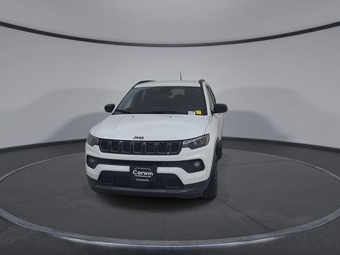 Certified 2025 Jeep Compass Latitude w/ Convenience Group AWD/4WD image 5