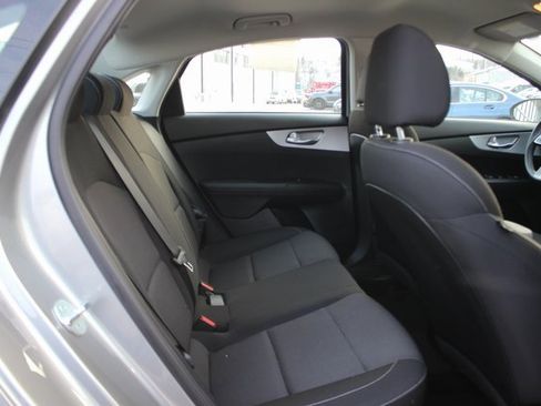 Used 2023 Kia Forte LXS image 28