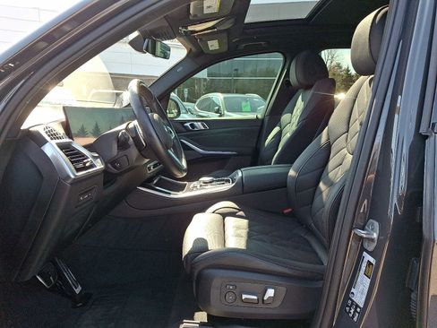 Used 2025 BMW X5 xDrive40i w/ M Sport Package image 14