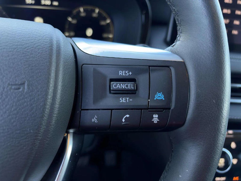 Used 2026 INFINITI QX60 Luxe w/ Cargo Package FWD image 29
