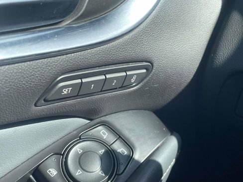 Used 2024 Buick Enclave Premium image 23