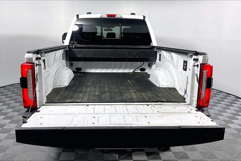 Certified 2024 Ford F350 King Ranch w/ Chrome Package AWD/4WD image 32
