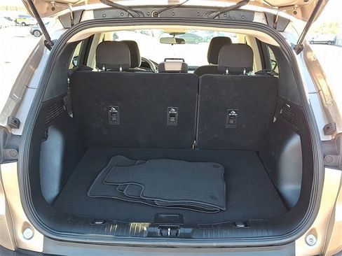 Certified 2020 Ford Escape SE image 28