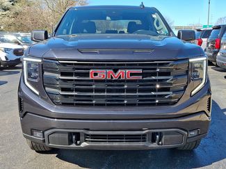 Used 2025 GMC Sierra 1500 Elevation video 2