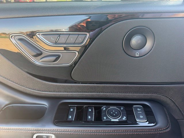 Used 2024 Lincoln Aviator Reserve w/ Jet Package AWD/4WD image 29