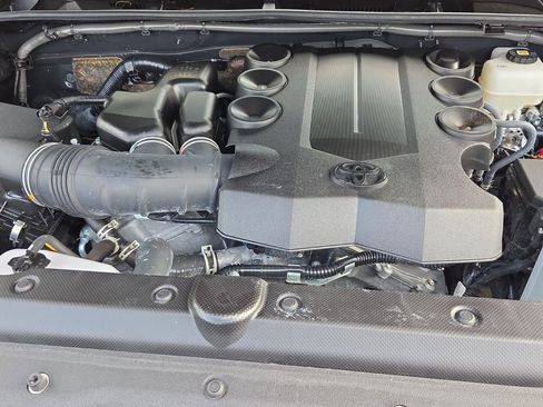 Used 2024 Toyota 4Runner SR5 Premium w/ Moonroof Package image 10