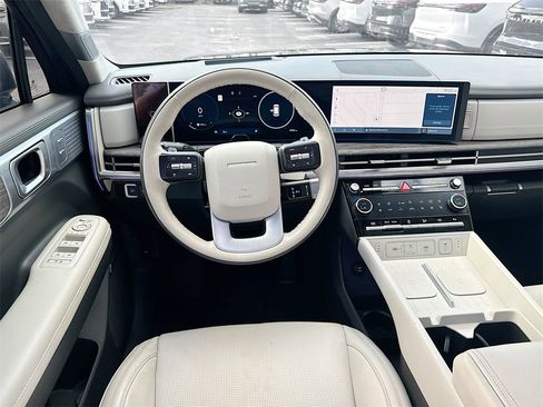 Used 2025 Hyundai Santa Fe Calligraphy image 25