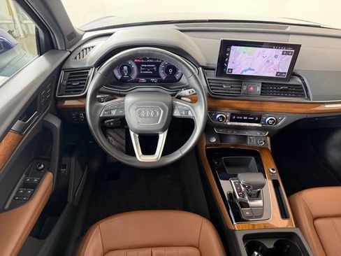 Used 2023 Audi Q5 2.0T Premium Plus w/ Premium Plus Package image 11