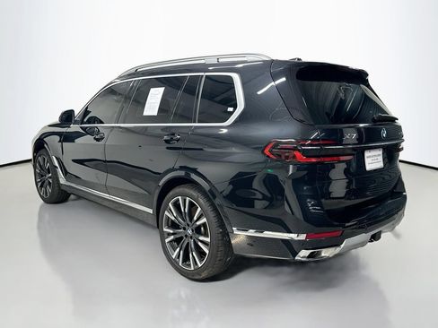 Used 2024 BMW X7 xDrive40i AWD/4WD image 3