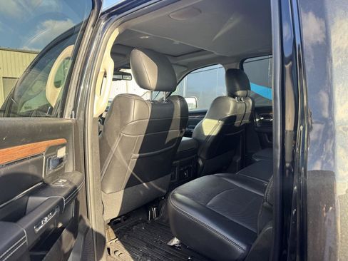 Used 2017 RAM 2500 Laramie w/ Sport Appearance Group image 13