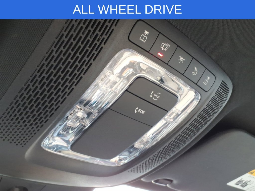 Used 2025 Mercedes-Benz GLA 250 4MATIC image 21