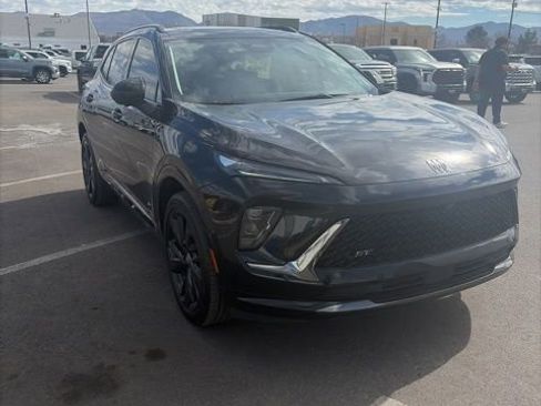 Used 2024 Buick Envision Sport Touring image 4