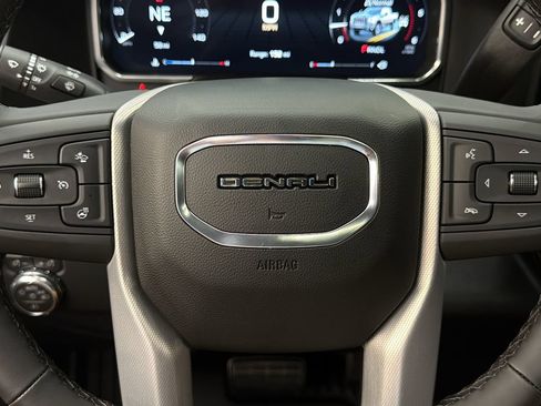 Used 2026 GMC Sierra 3500 Denali w/ Denali Reserve Package AWD/4WD image 25