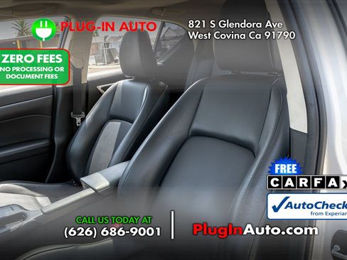 Used 2015 Lexus CT 200h FWD image 6