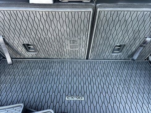 Used 2024 MAZDA CX-90 3.3 Turbo w/ Preferred Package image 18