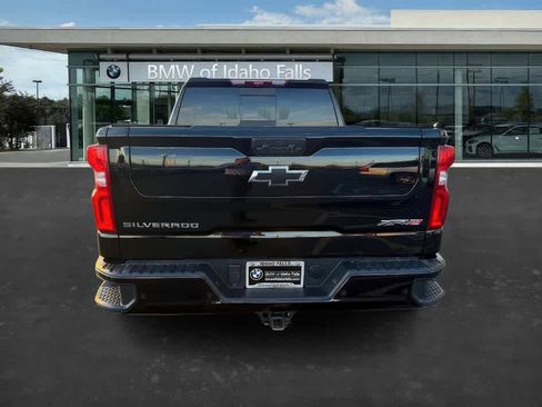 Used 2022 Chevrolet Silverado 1500 ZR2 w/ Technology Package image 7