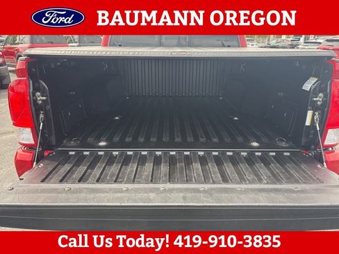 Used 2017 Toyota Tacoma SR w/ Tow Package AWD/4WD image 11