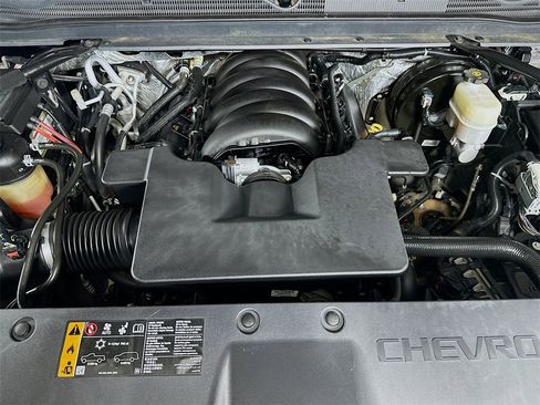 Used 2018 Chevrolet Tahoe Premier image 34