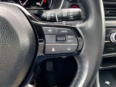 Used 2023 Honda Pilot EX-L image 25