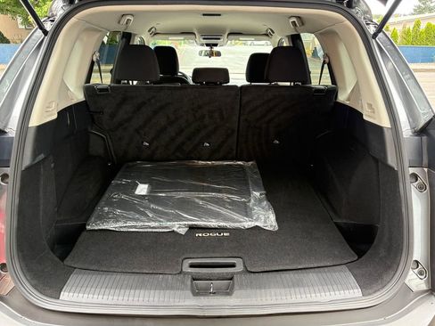 Certified 2023 Nissan Rogue SV image 35