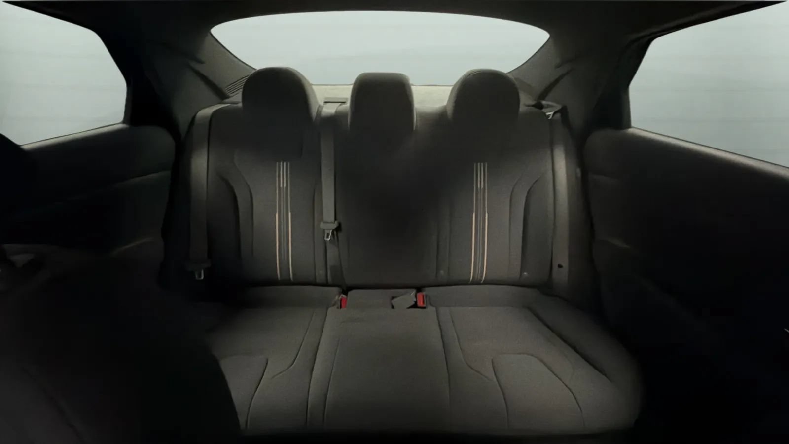 Used 2025 Hyundai Elantra Sport FWD image 19