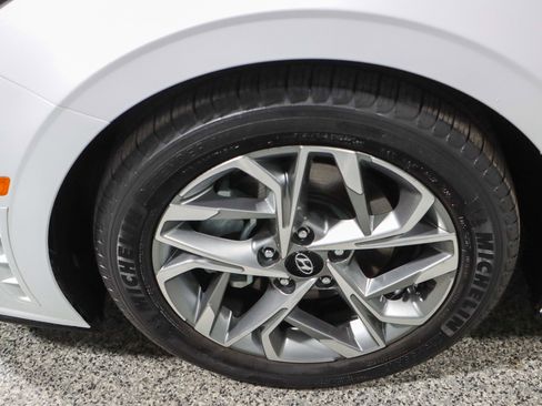 Used 2020 Hyundai Sonata SEL w/ Convenience Package image 11